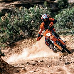 500 EXC-F MY 2017 Action 03